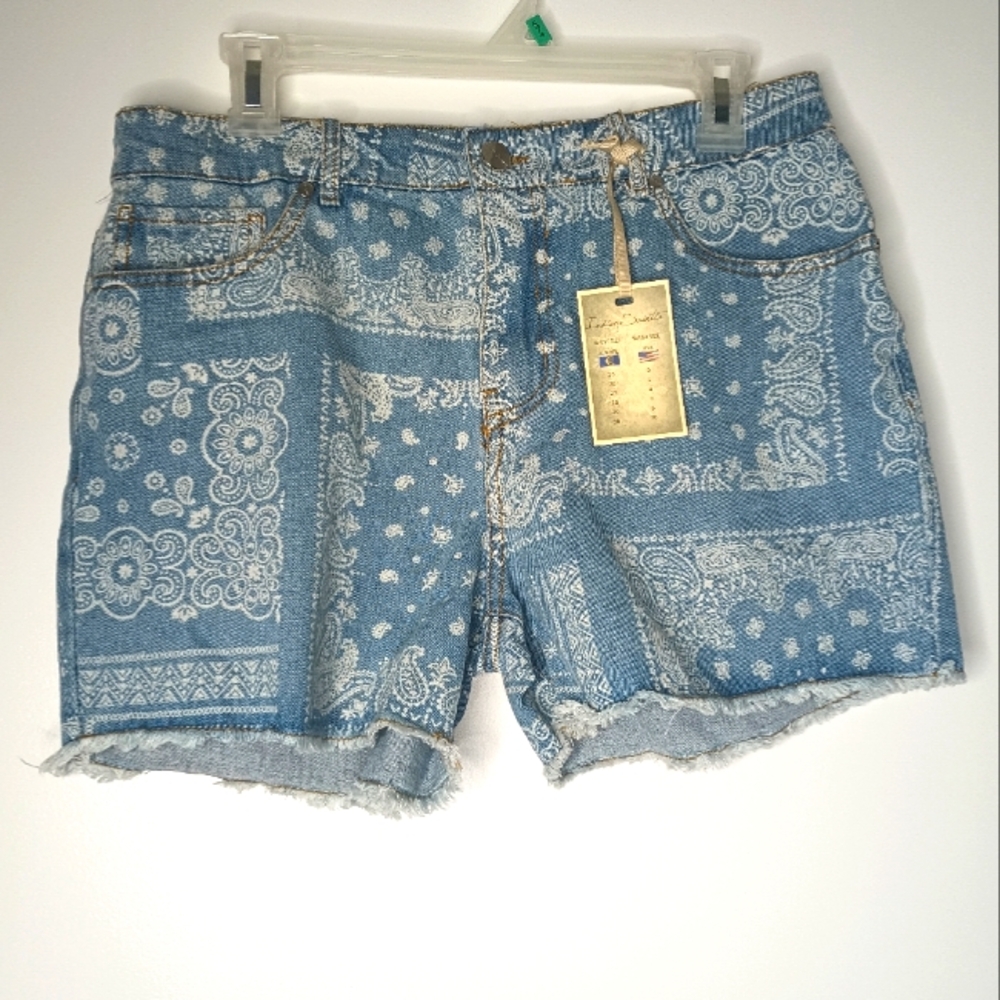 INDIGO SAINTS Premium Denim Shorts